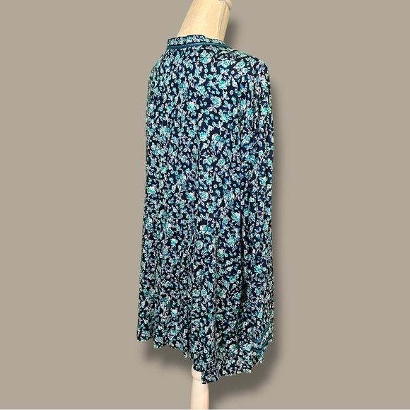 NWT Woman Within ‘Plus Size Button-Front Mixed Print Tunic’ in Teal/Navy Floral - Picture 9 of 15